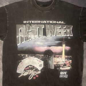 UFC Black International Fight Week T-shirt 
Size -L